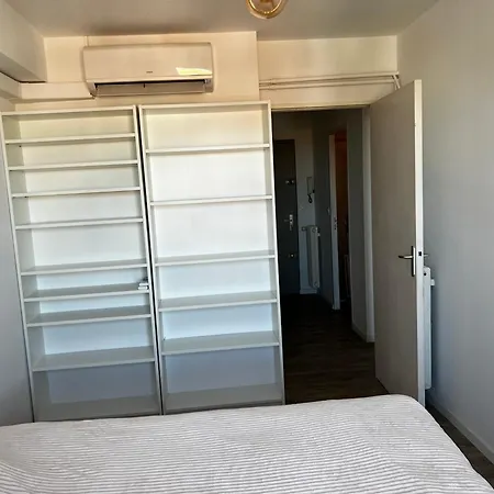 Vue Sur Et Montagne *